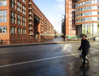 IMG_0405_Blick_Speicherstadt_Fleet.JPG